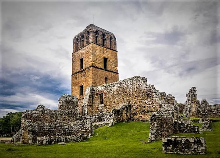 Капитан Генри Морган - настоящий пират? Кирилл Назаренко о реальном прообразе Капитана Блада