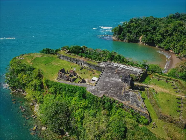 Капитан Генри Морган - настоящий пират? Кирилл Назаренко о реальном прообразе Капитана Блада